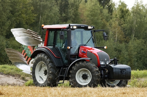 Valtra N â€“ novĂ˝ druh traktoru